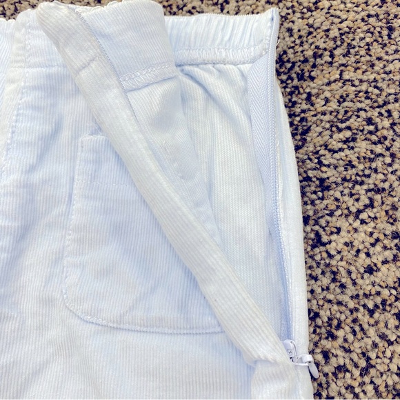 LAURA ASHLEY Baby Girl Light Blue Corduroy Floral Embroidered Zipper Pants 18 mo - Picture 5 of 10